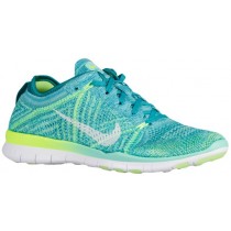 Nike Free TR 5 Flyknit Femmes sneakers bleu clair/blanc QAQ614