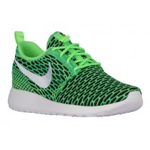 Nike Roshe One Flyknit Femmes baskets vert clair/blanc FEO896