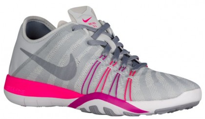 Nike Free TR 6 Femmes chaussures de course gris/rose EQI323
