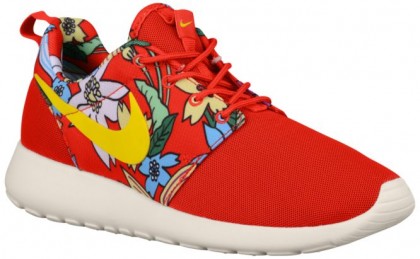 Nike Roshe One Aloha Print Femmes chaussures de course rouge/blanc NFS572