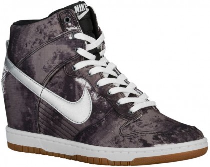 Nike Dunk Sky Hi Femmes baskets noir/blanc AJY390
